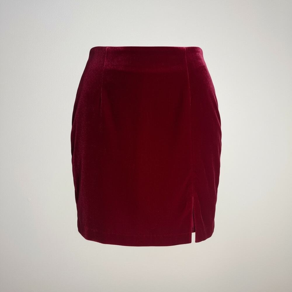 Anthropologie‎ Skirt Womens 6 Red Velvet Side Slit Mini Holiday Party